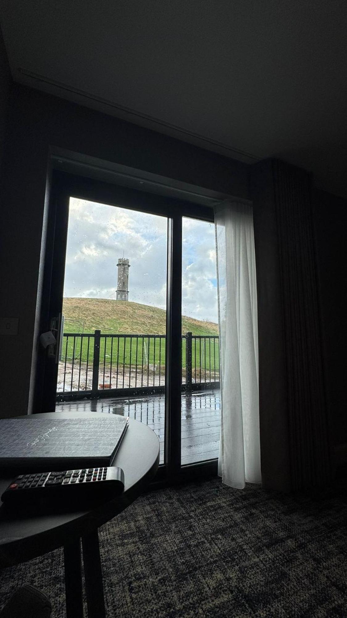 The Knowes & Restaurant