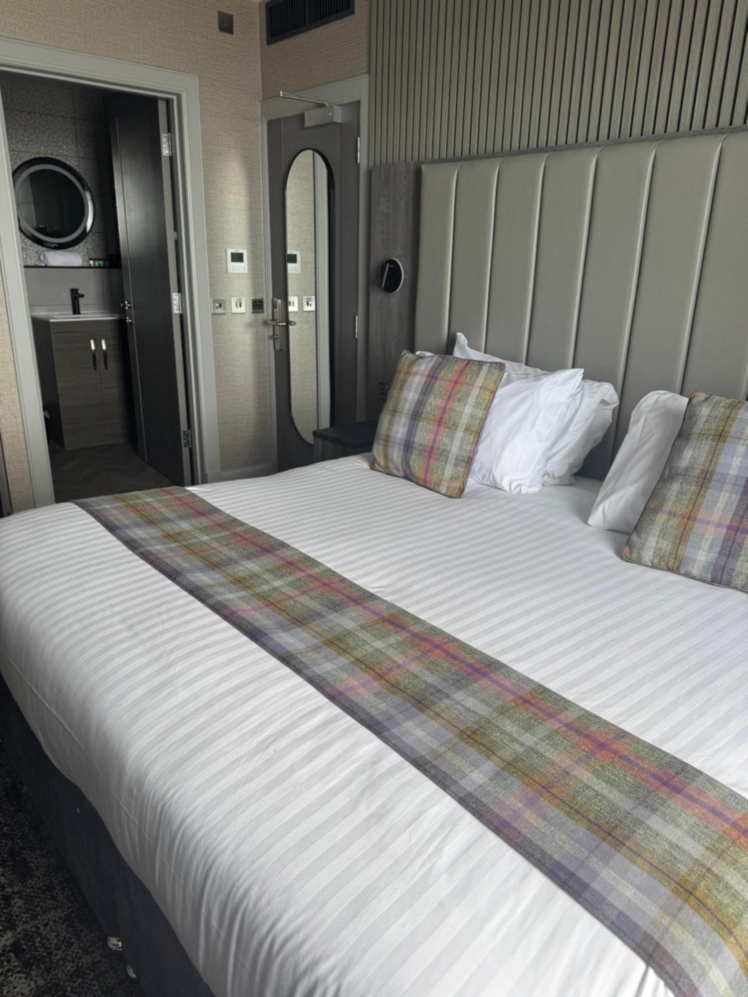 The Knowes & Restaurant Hotel 3*